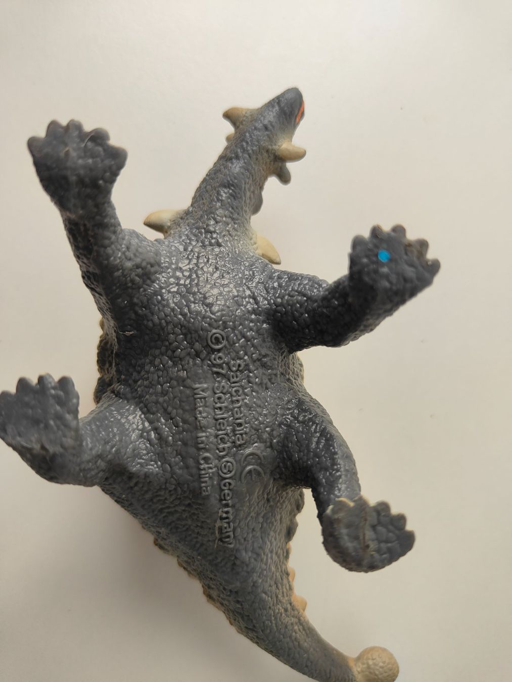 Schleich Statuette: Schleich Saichania Dinosaurier 1997 – Usato da Thalwil venduto da FigurenFreunde 3