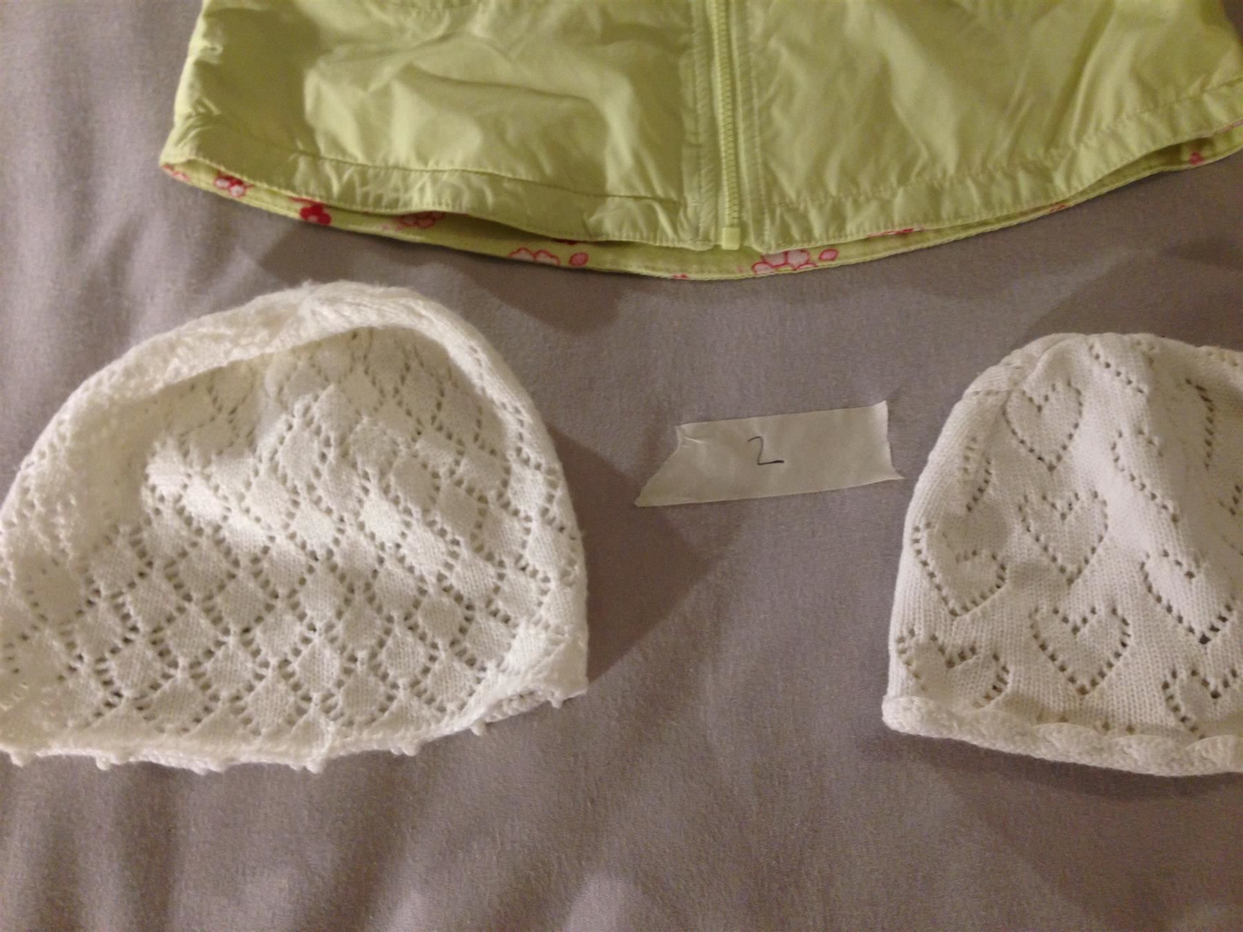 Kleiderpakete & -sets: Jacke Übergangsjacke mit 2 Kappen 92 – Gebraucht aus Aesch ZH von Goonies_1 1