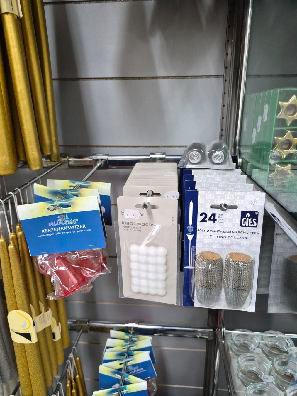 Kerzen: 295 Posten Kerzen & Deko Liq – Neu (gemäss Beschreibung) aus Derendingen von Meisterstuecke 6