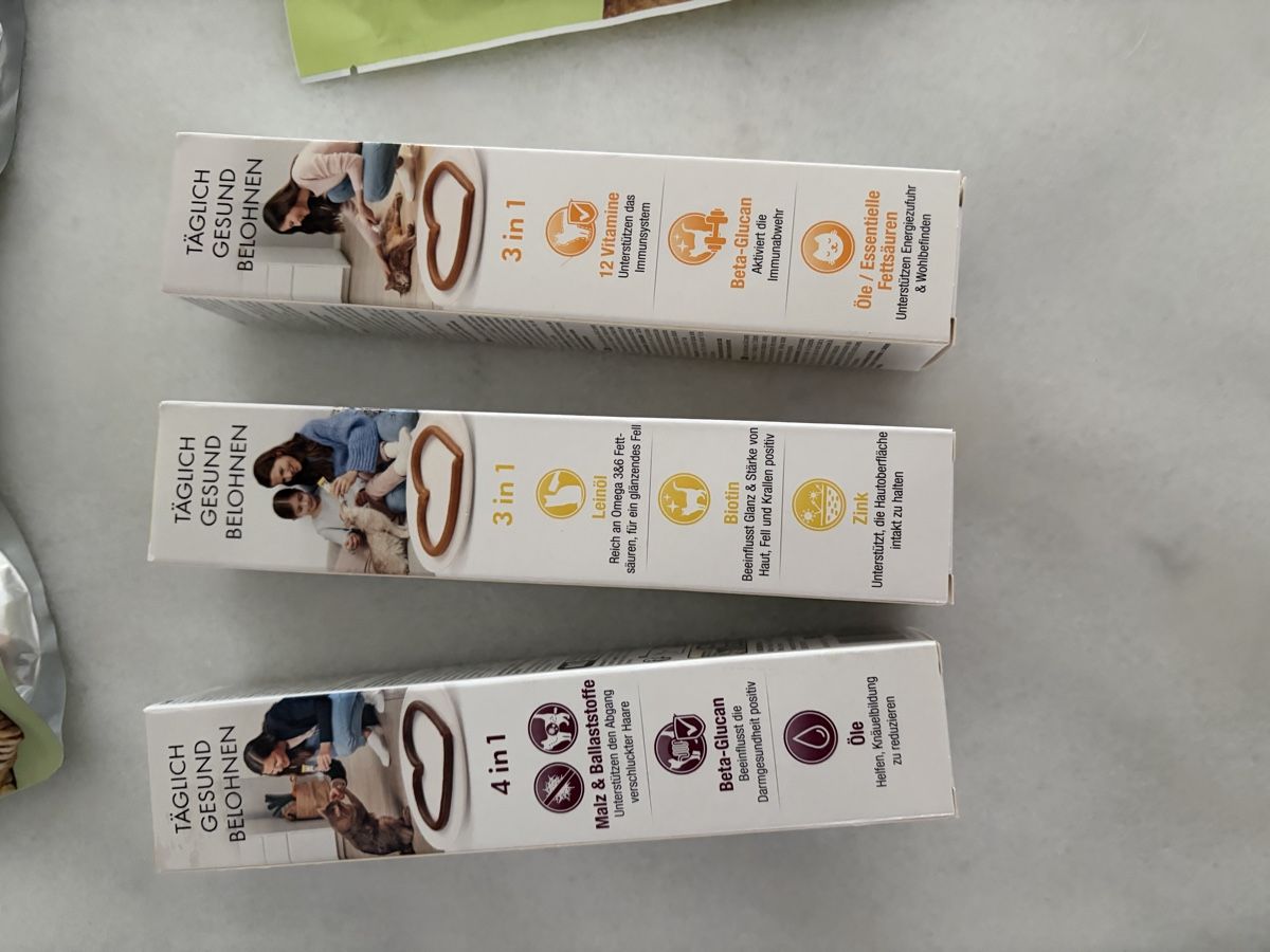 Futter: Nassfutter plus Snacks und 3xPaste GimCat – Neu und originalverpackt aus Sevelen von Ch_2026_1 7