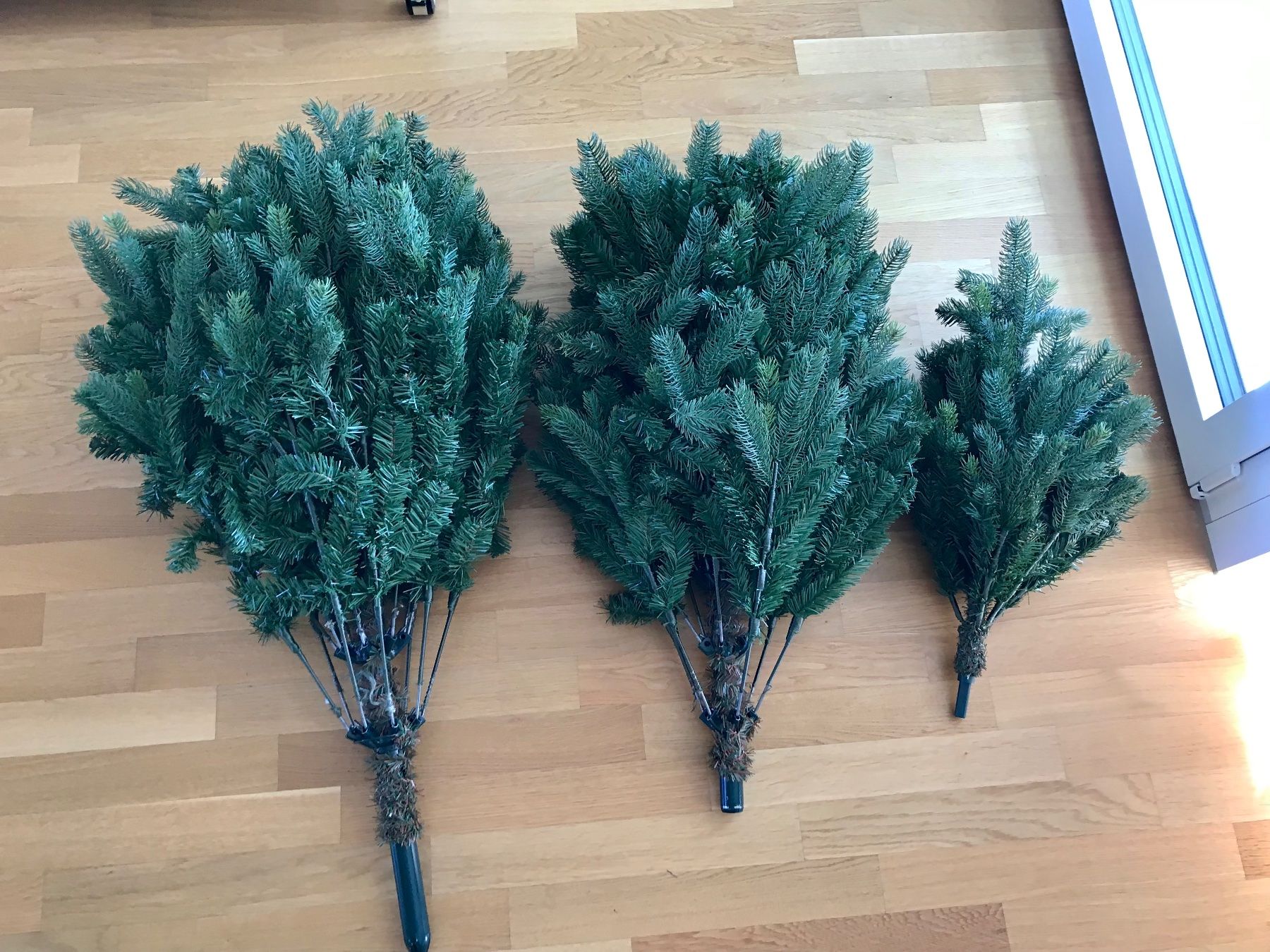Migros Tutte le decorazioni: Weihnachtsbaum Künstlich EVERLANDS – Nuovo (secondo la descrizione) da Bern venduto da titti06 3