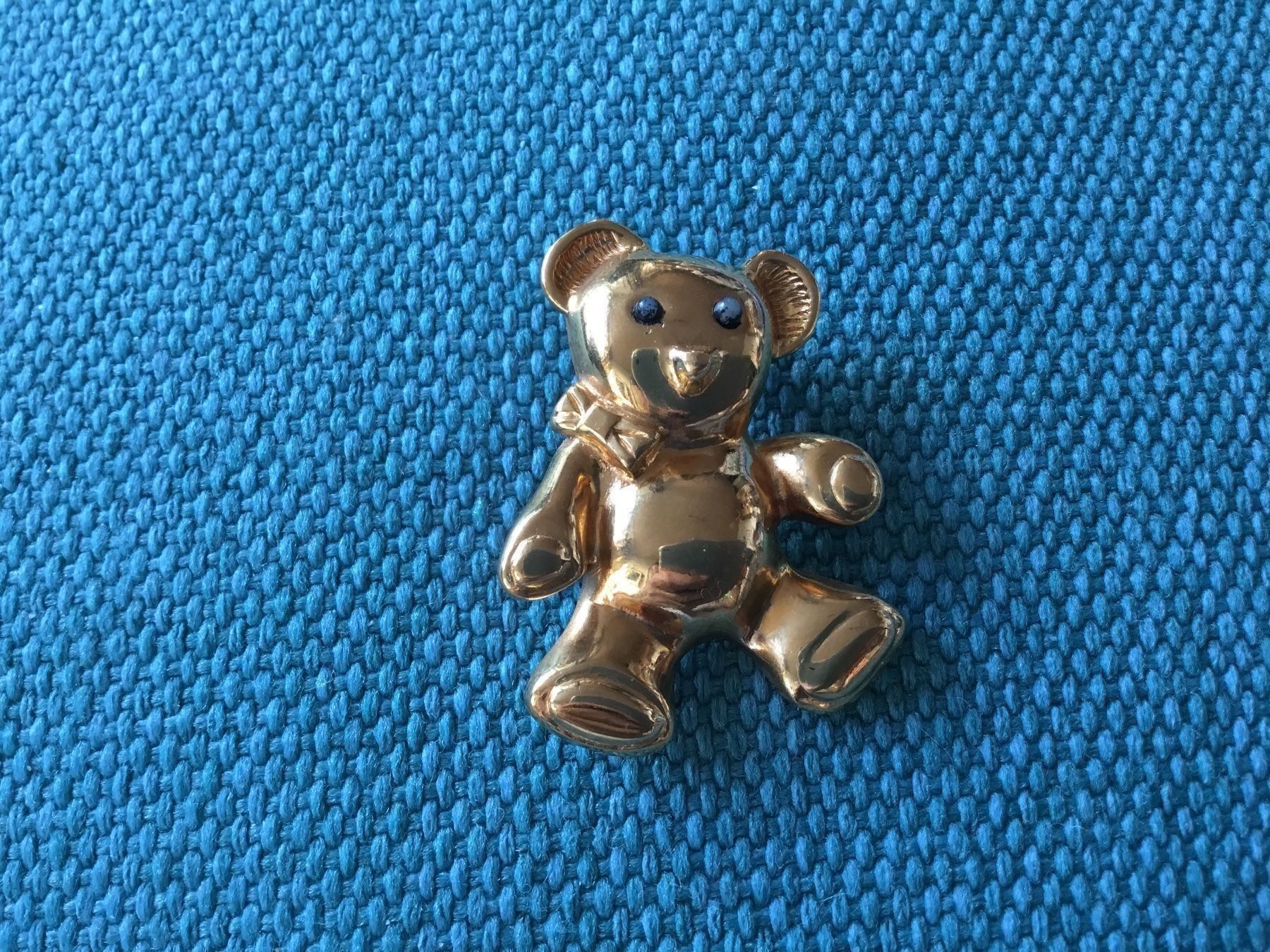 Spille & Fermagli: Broche nounours en métal doré – Nuovo e nell'imballaggio originale da Le Landeron venduto da nic_8hd5 2