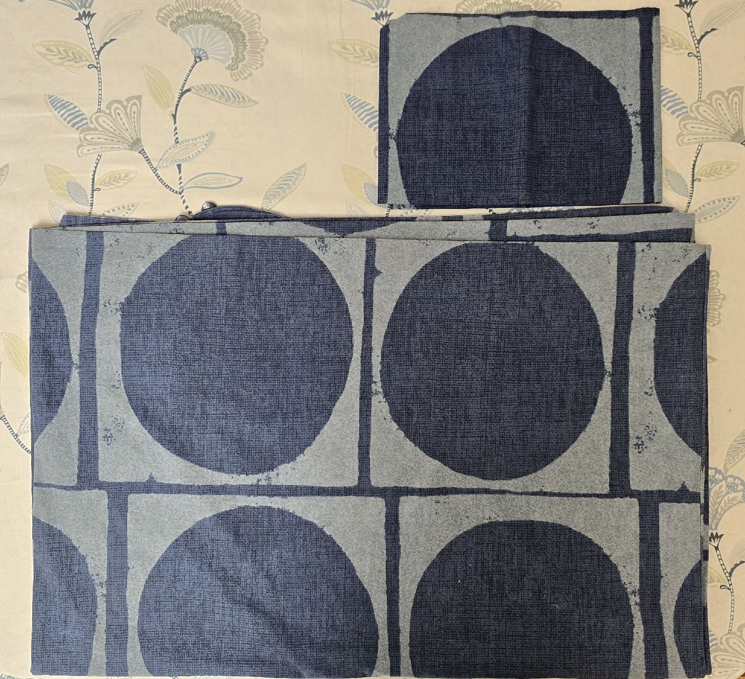Biancheria da letto: Ikea Duvet Cover With Pillow Case – Usato da Lausanne venduto da mad_jvk2