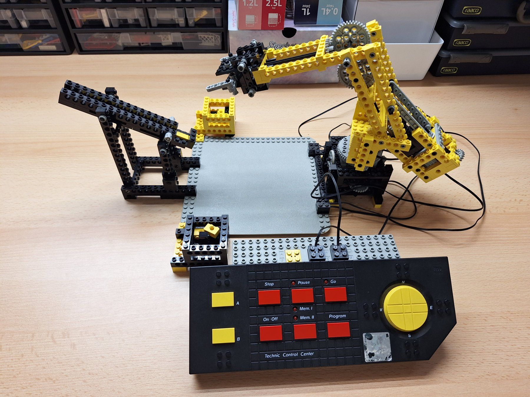 Lego Kit di costruzioni: Lego 8094 Control Center – Usato da Zürich venduto da Candid85