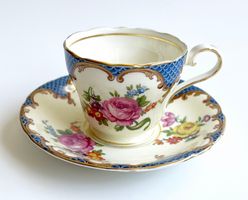VINTAGE*AYNSLEY*MOKKATASSE & UNTERTELLER*SET*ca. 1925*