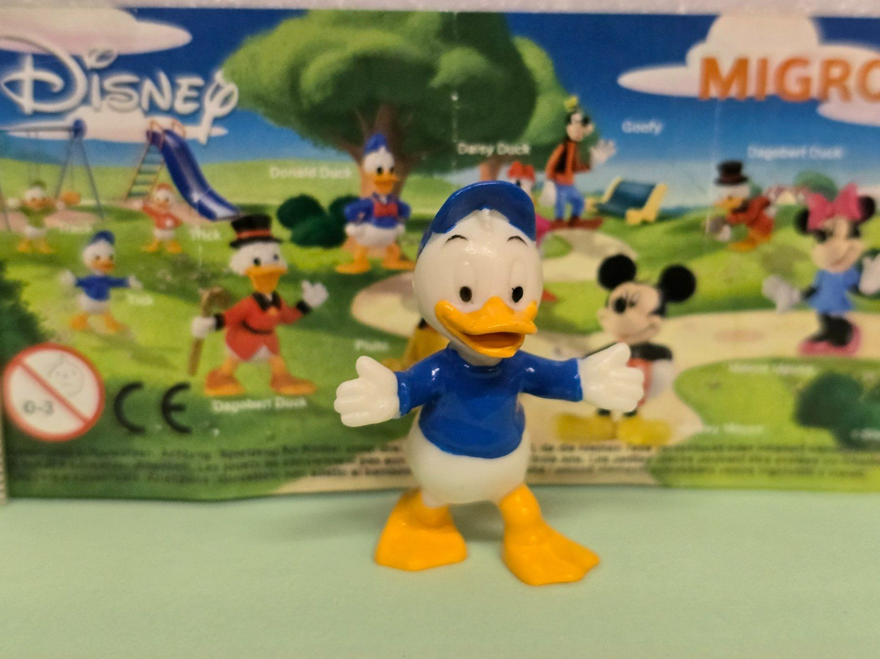 Disney Figurines: Trick Disney-Minifigur blau – Neuf avec emballage d'origine à Hornussen par Corvette-