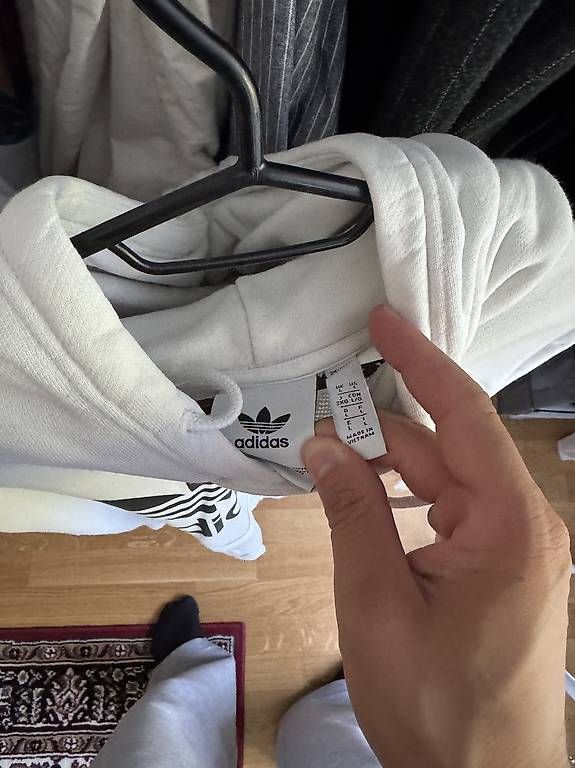 Maglioni & Felpe: Adidas Pullover – Usato da St. Gallen venduto da rechsteinersell 1
