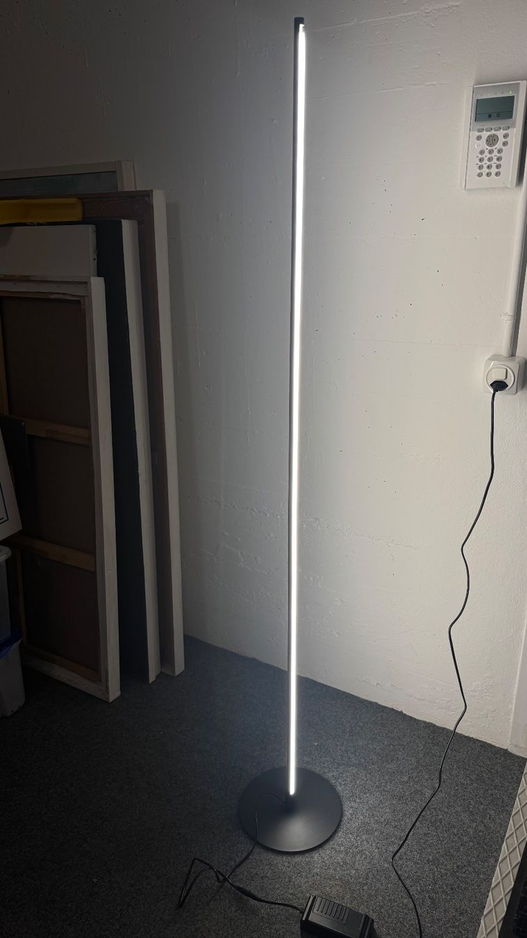 Lampade: Lampe / Stehlampe – Usato da Basel venduto da VIO100 1