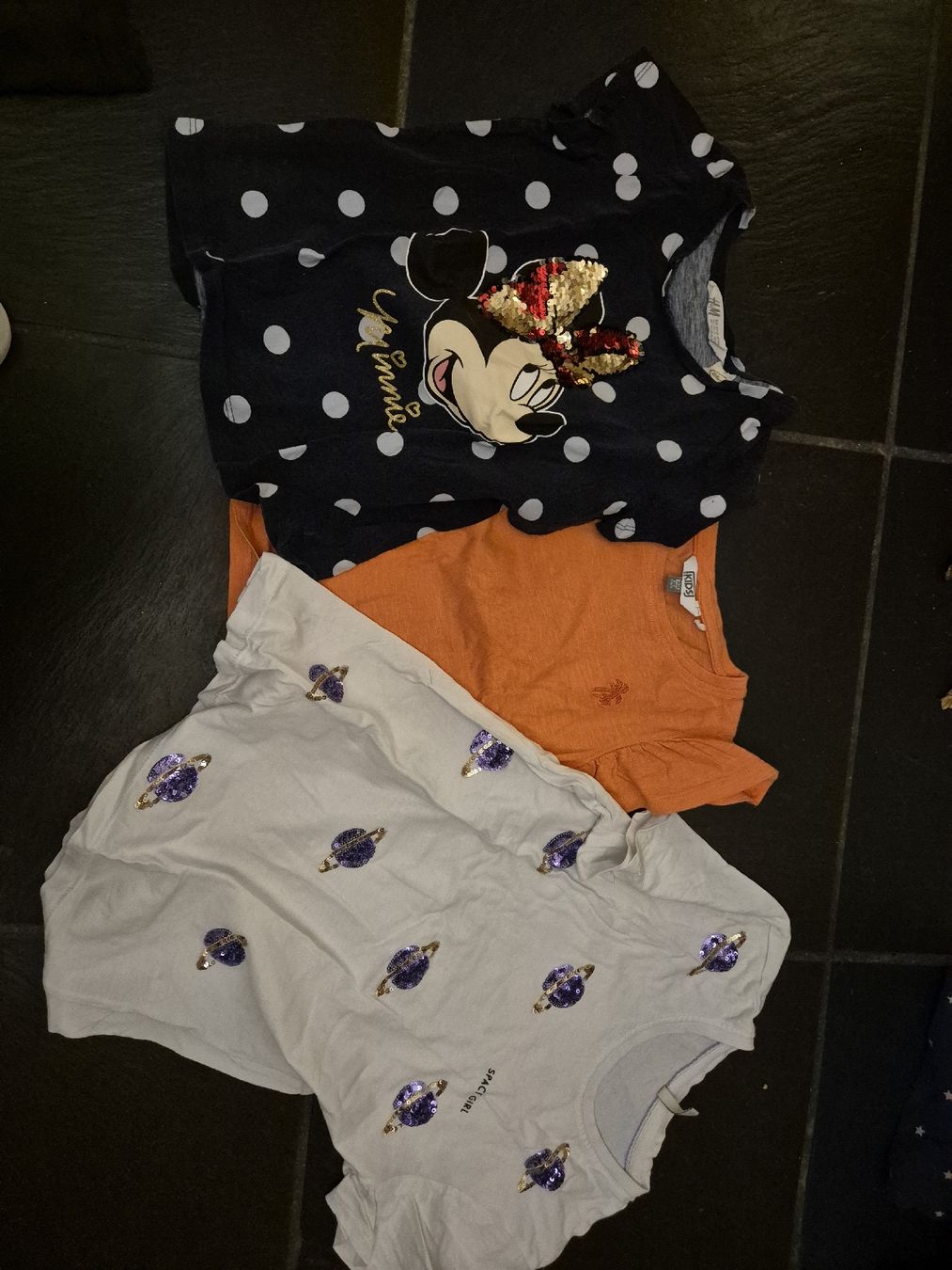 Kleiderpakete & -sets: T-Shirts Mädchen 122-128 – Gebraucht aus Ottenbach von Bonski1 3
