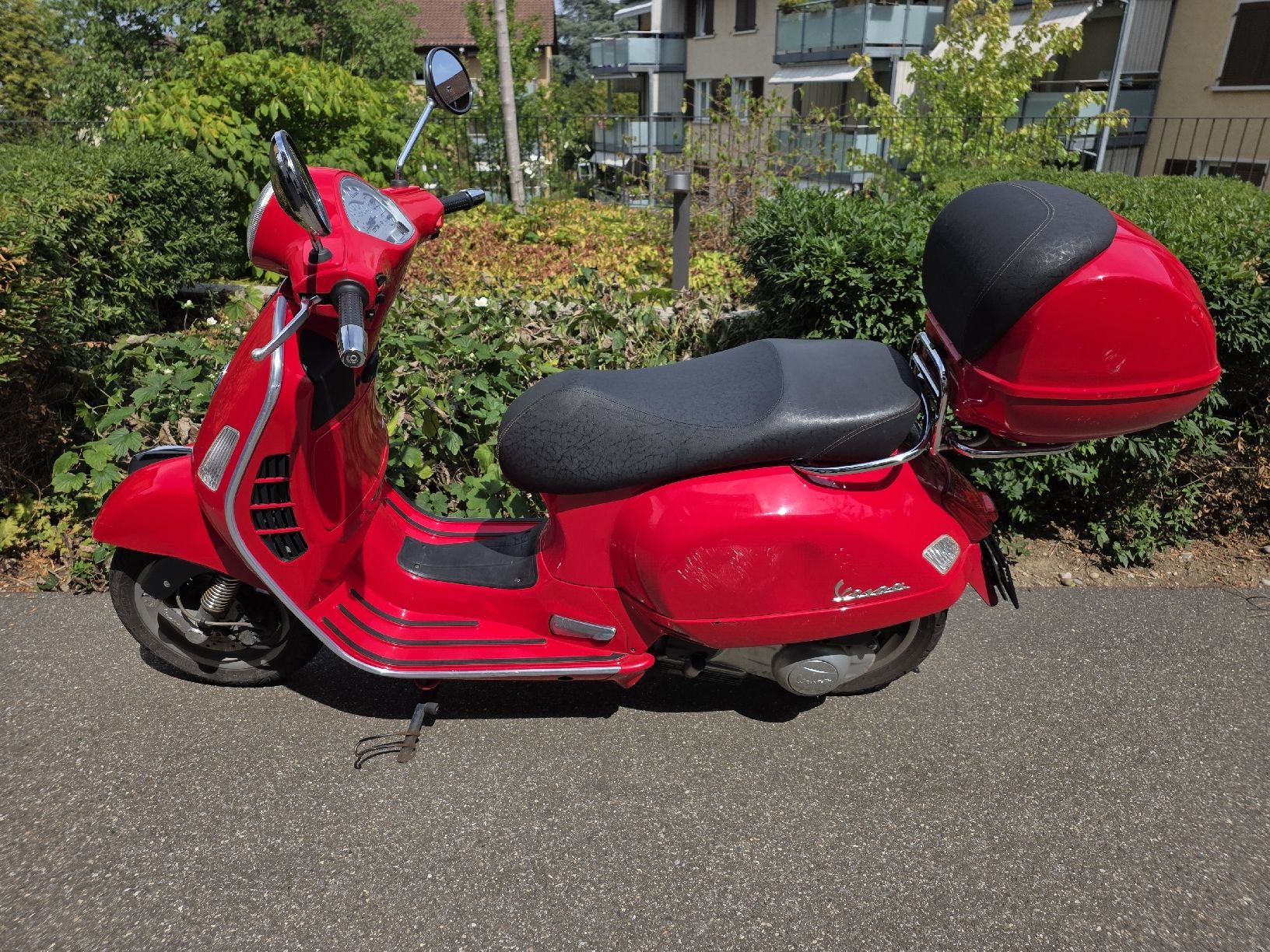 Vespa Scooter: Vespa GTS 125 – Usato da Zürich venduto da Tomatenkopf