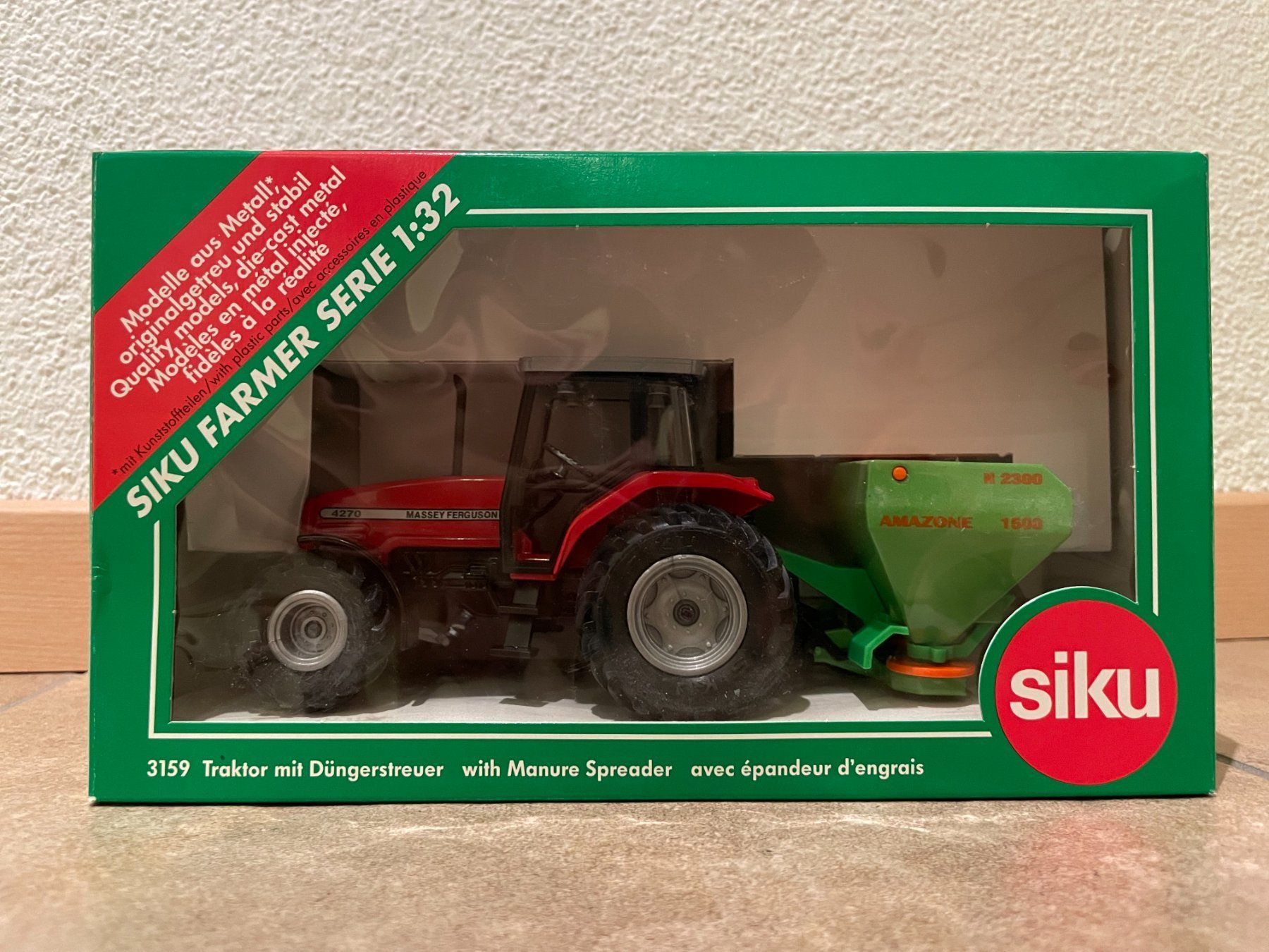Massey Ferguson Trattori: SIKU Massey Ferguson 4270 / Amazone – Nuovo e nell'imballaggio originale da Kreuzlingen venduto da Stefan1150 3