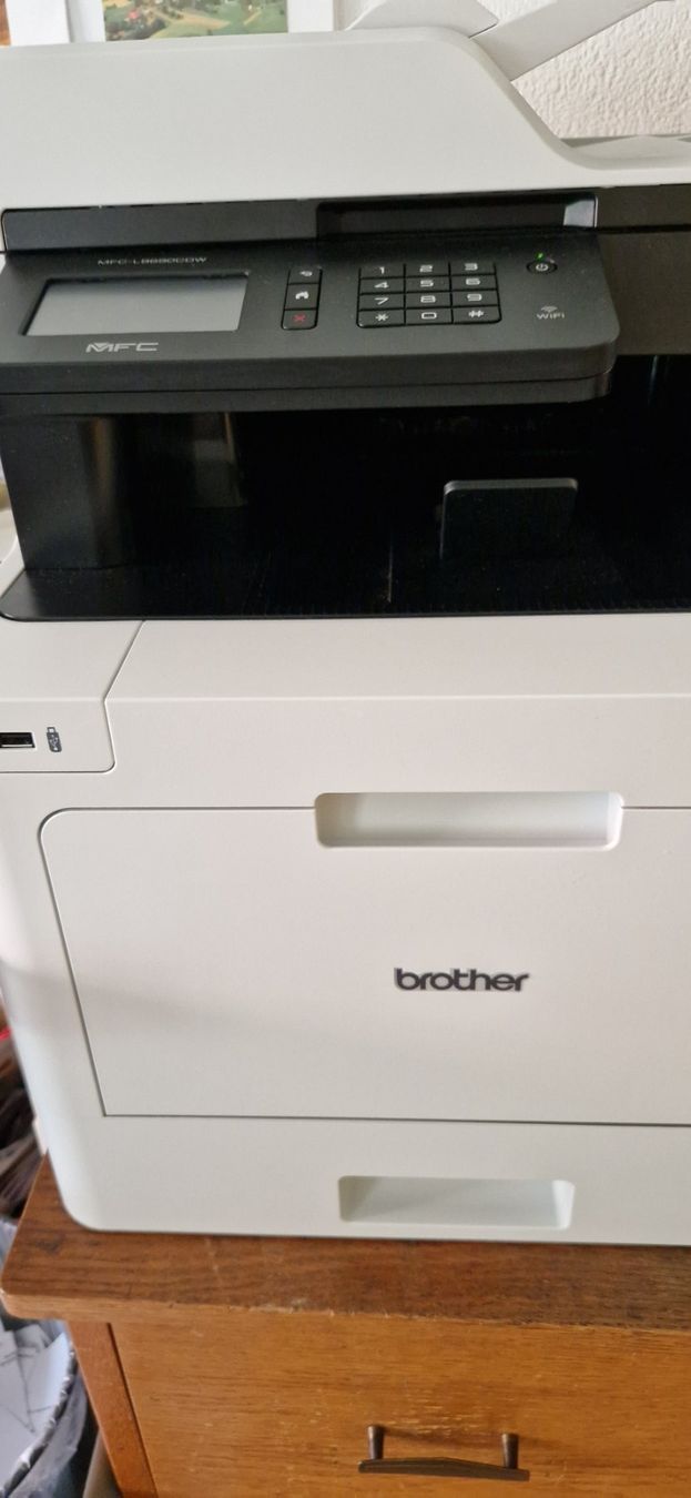 Brother Stampanti: Laserdrucker Brother MFC-L8690CDW gebraucht – Usato da Wolfisberg venduto da vomBerg01