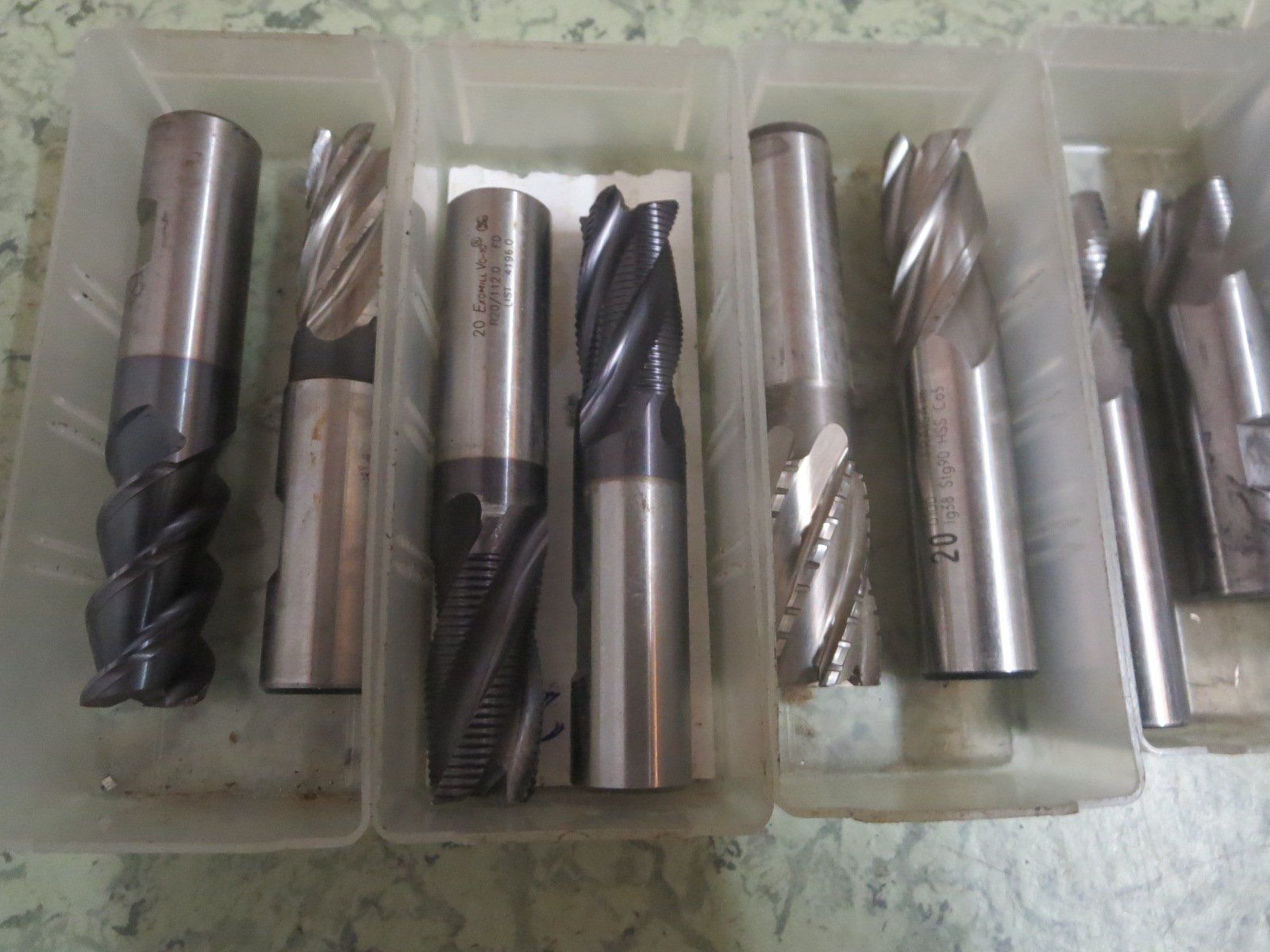 Tutti gli attrezzi: Fräser Set Durchmesser 20mm 13 Stk – Usato da Hombrechtikon venduto da cnc_t7bw 1