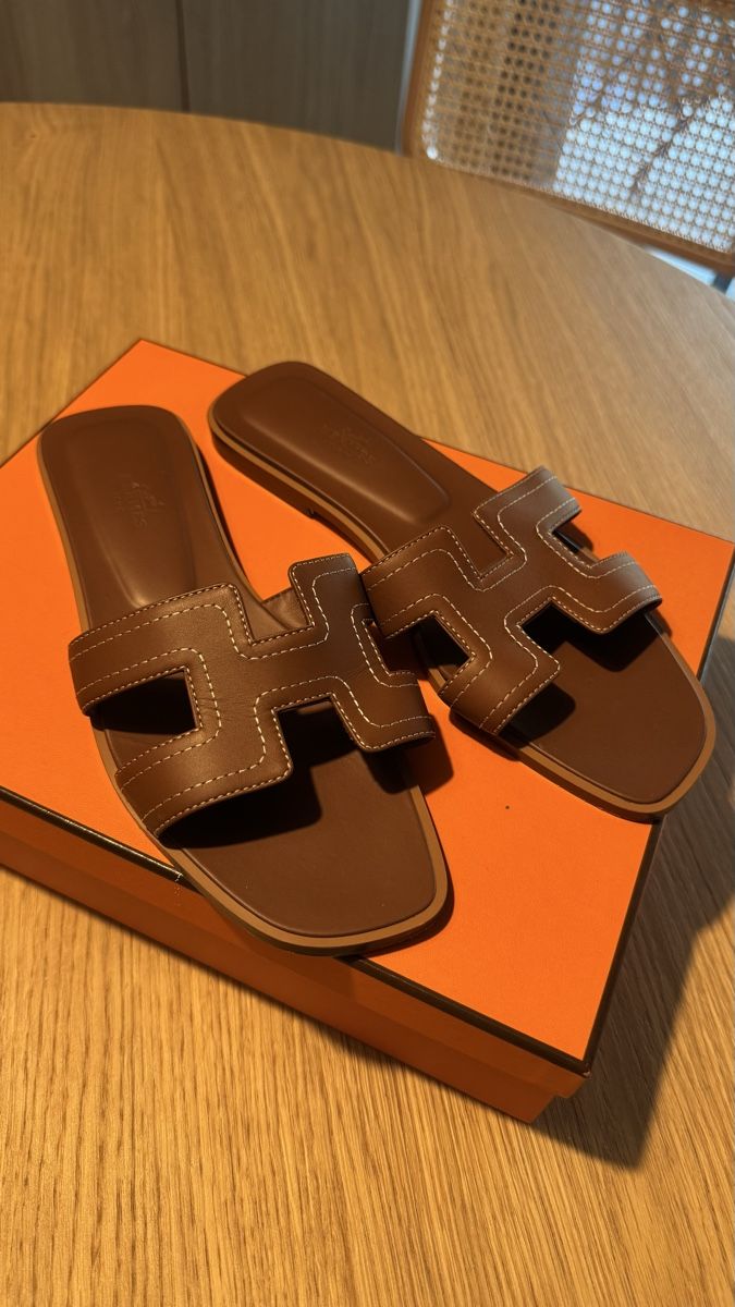 Damenschuhe: Hermes Oran – Gebraucht aus Menziken von wrzepnicka1313