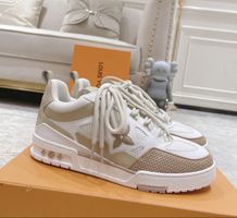 Louis Vuitton 43