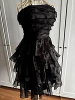 Spezielles Cocktail Kleid mit Tüll und Rüschen Grösse 40
