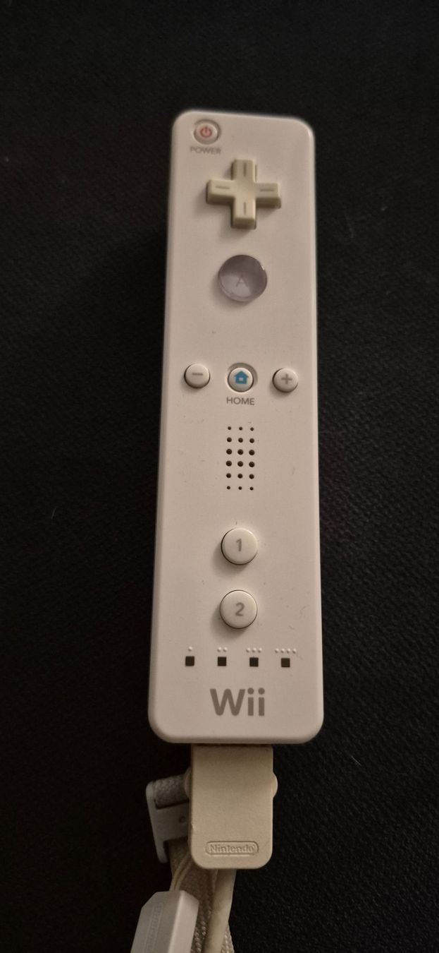 Nintendo Controller: WII MANETTE CONTROLLER NINTENDO BLANC RETRO GAMING COMPLET – Usato da Grand-Lancy venduto da luc111 1