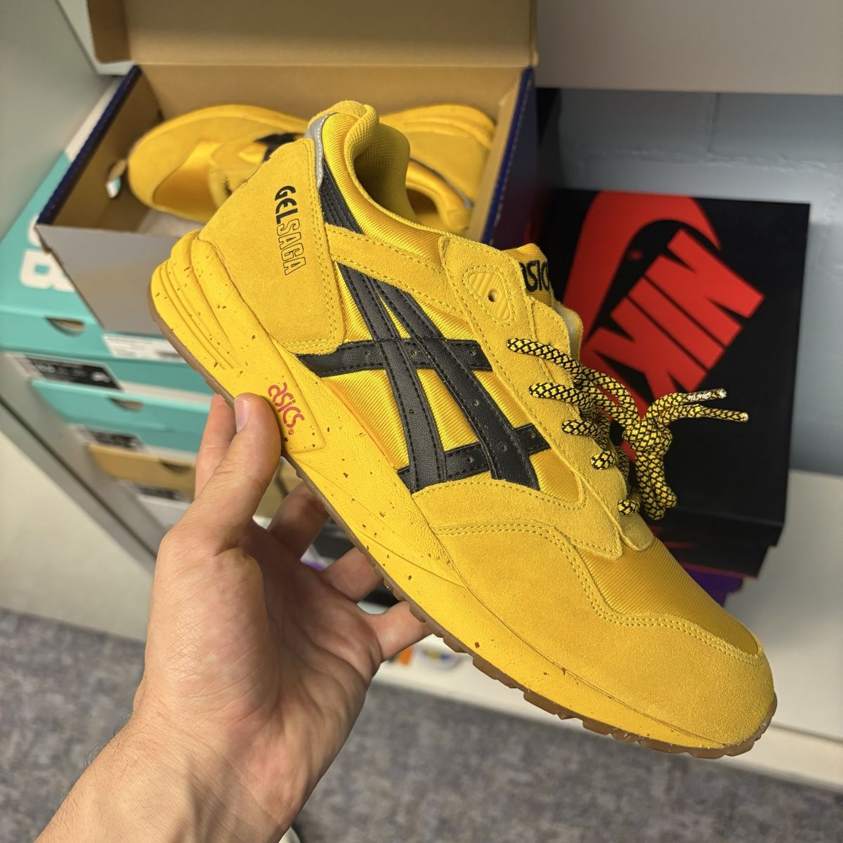 Asics Scarpe da uomo: Asics Gel Saga Kill Bill US 10.5 from 2013 – Nuovo (secondo la descrizione) da Winterthur venduto da LaBodega 2
