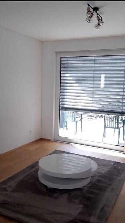 Tische: Couchtisch – Gebraucht aus Wangs von vdi_ny69