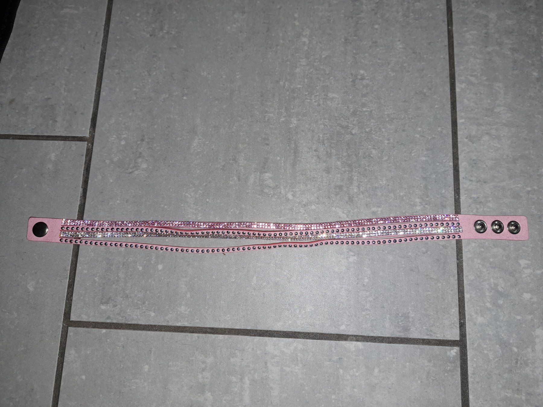 Armbänder & -reifen: Glitzer Armband rosa NEU – Neu und originalverpackt aus Killwangen von KIANA08