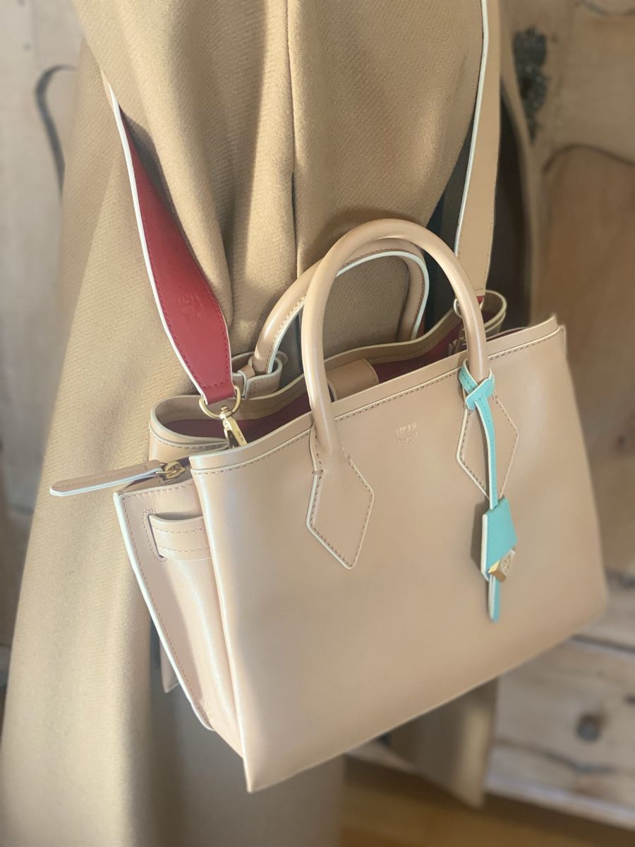 Mcm Taschen für Damen: MCM Neo Milla Tote Medium (neu) – Neu (gemäss Beschreibung) aus Uster von Charis5 1