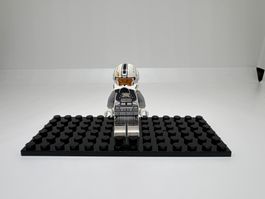Lego Star Wars -Clone Trooper Pilot Odd Ball (sw1399)