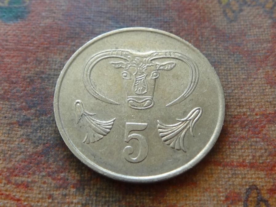 Alle Münzen: CHYPRE  5  Cents  1983 – Gebraucht aus Romanel-sur-Lausanne von Swift13