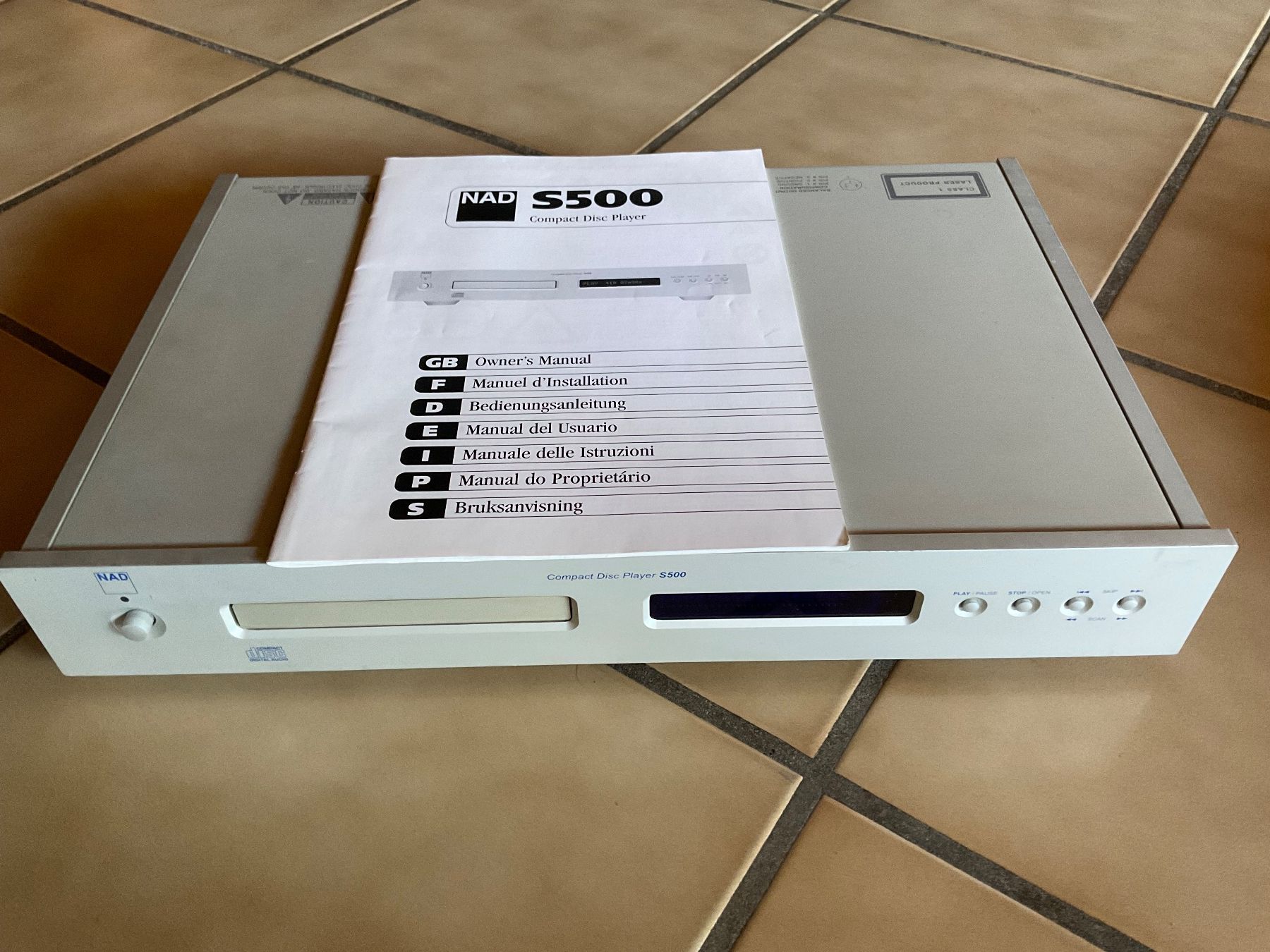 Nad Systèmes audio & multimédias: Lecteur cd NAD S500 Silver Line DÉFECTUEUX – D'occasion à Cortébert par Wolphy 3