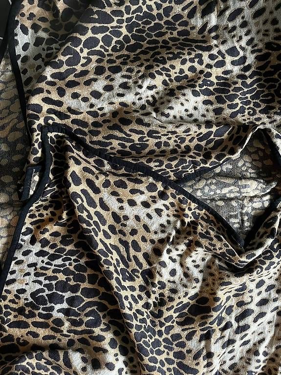 Autres vêtements femmes: Poncho – D'occasion à La Chaux-de-Fonds par dianapsf