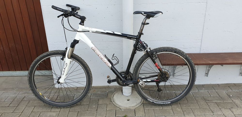 Focus black cheap hills mountain bike