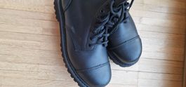 Schwarze "Undercover" Männer-Lederstiefel, einmal getragen