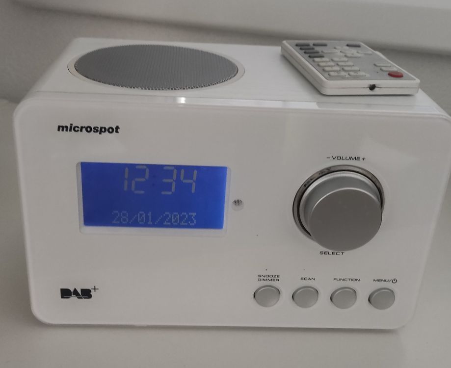 DAB+ Radio von microspot mit Fernbedienung (Gebraucht) in Muolen für ...