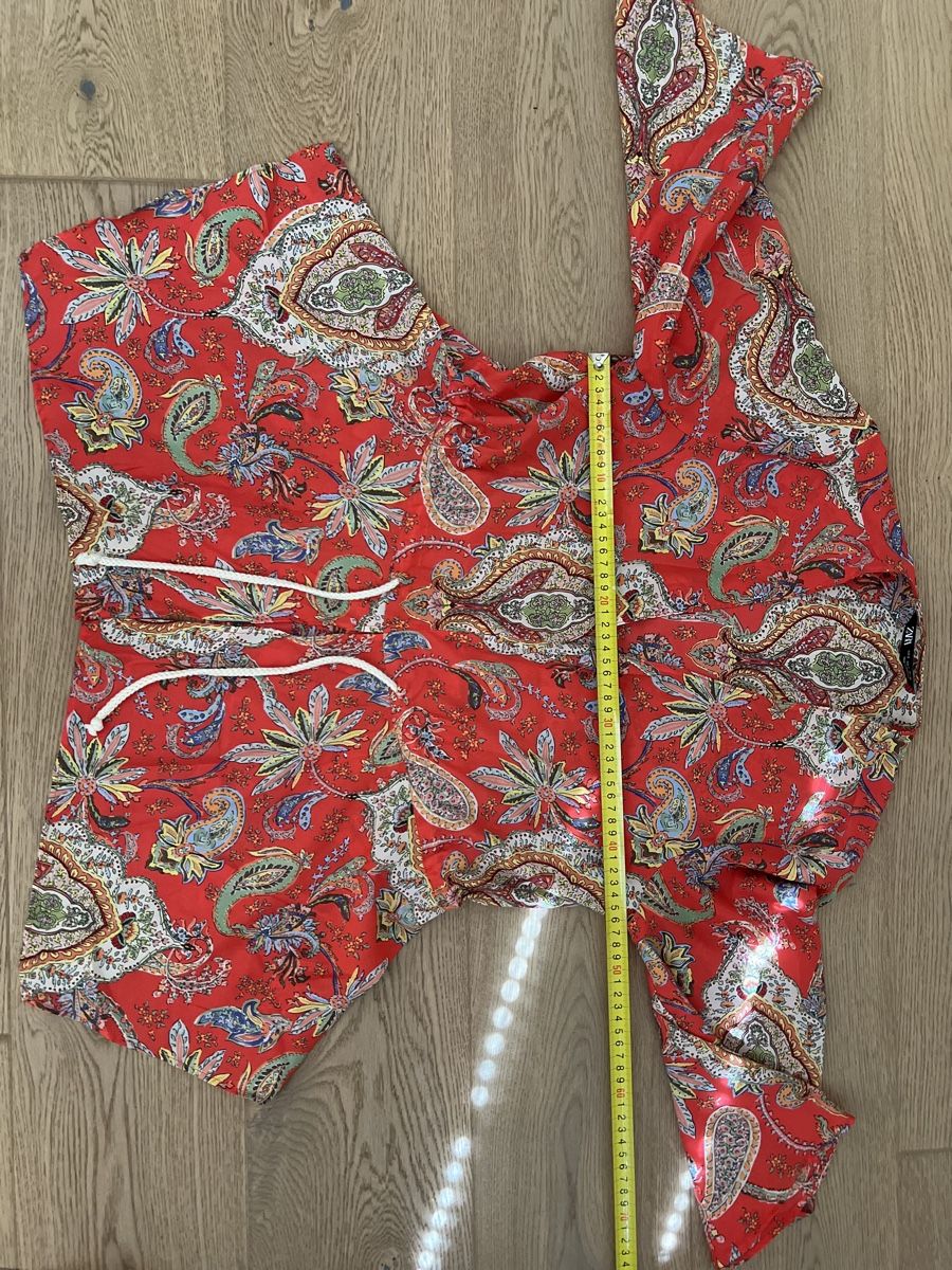 Zara Camicette: Neu: Zara Bluse mit Muster, Rot, Grösse S / M – Nuovo (secondo la descrizione) da Oensingen venduto da SchickeDame 5