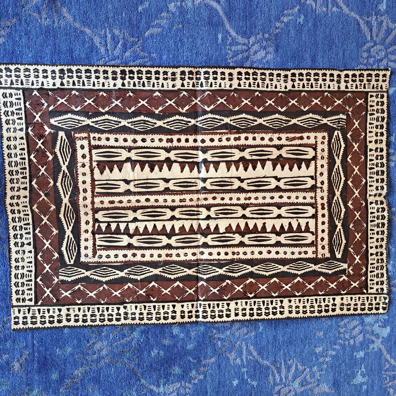 Tutte le decorazioni: Wunderschöner Tapa aus Fidschi – Nuovo (secondo la descrizione) da Riehen venduto da Appia48