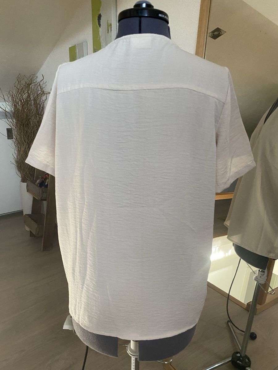 T-shirts: T-shirt / blouse – Neuf (Voir description) à Develier par lili_1 2