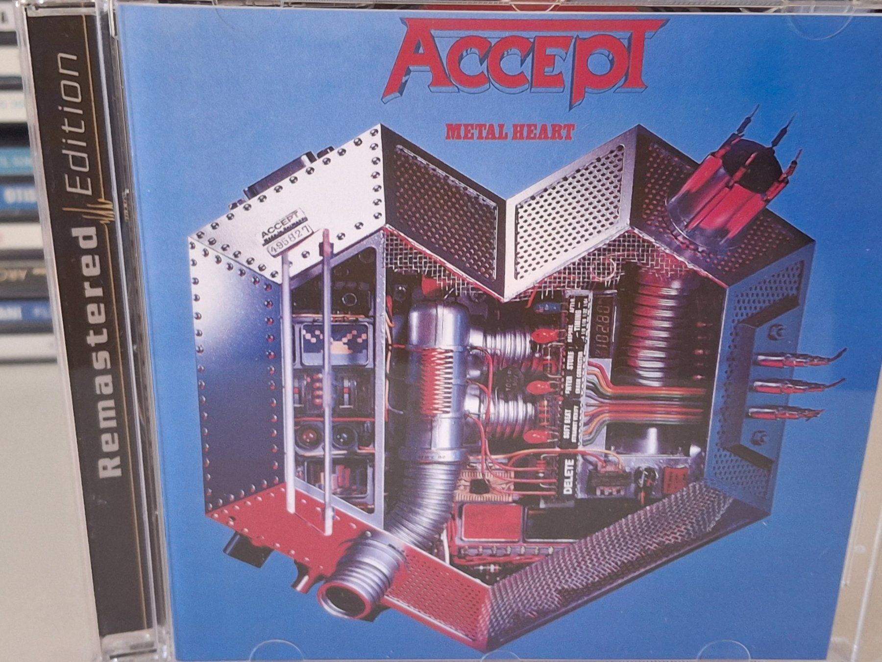 CD: CD Accept -  Metal Heart  (Remastered Edition ) – Usato da Aarberg venduto da Jackup1