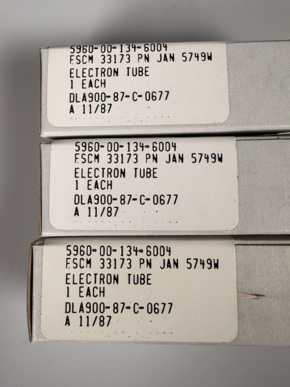Componenti elettronici: 3x JAN 5749W Röhren – Usato da Basel venduto da IRMAundFRED 1