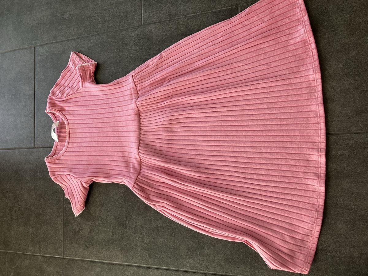 H&M Lotti & Set di vestiti: Sommerkleider Gr. 122/128 H&M – Usato da Reigoldswil venduto da Misa1705 2