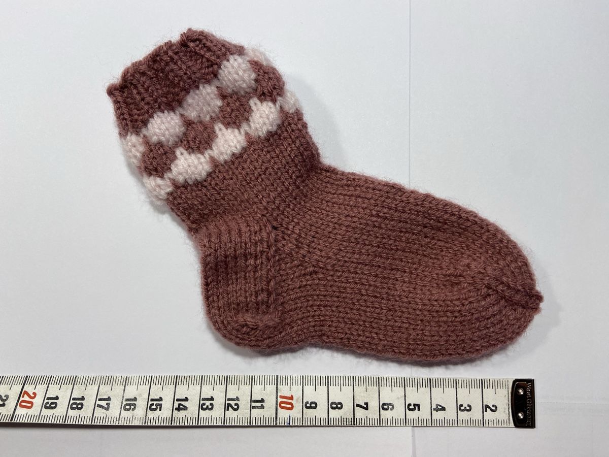 Calze per bambini: Babysocken handgestrickt, ca. 6-9 Monate 🤗 – Nuovo e nell'imballaggio originale da Grosshöchstetten venduto da Maschenshop 3