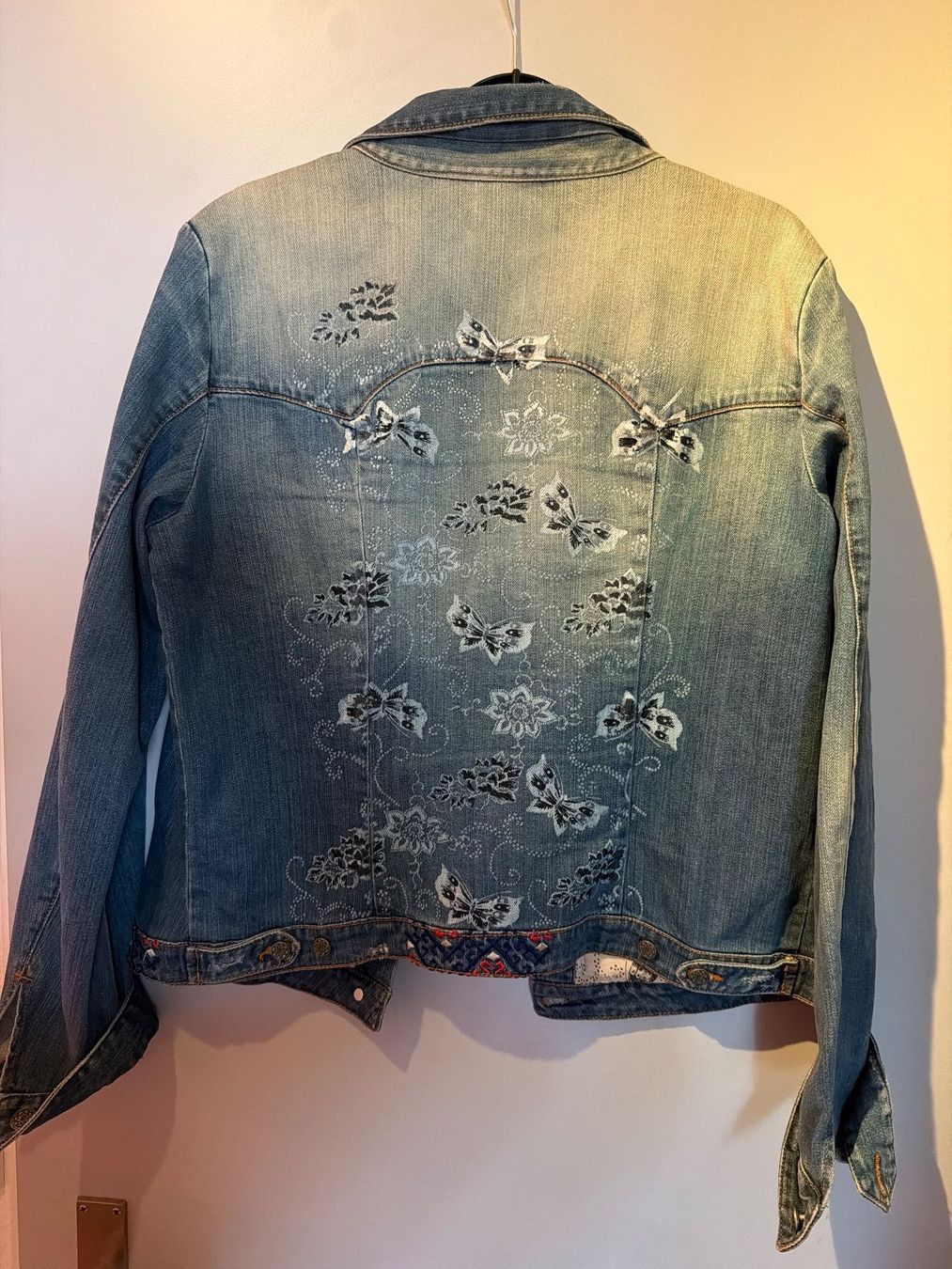 Giacche: Odd Molly Jeansjacke 3 – Usato da Liestal venduto da Butterfly_333 1
