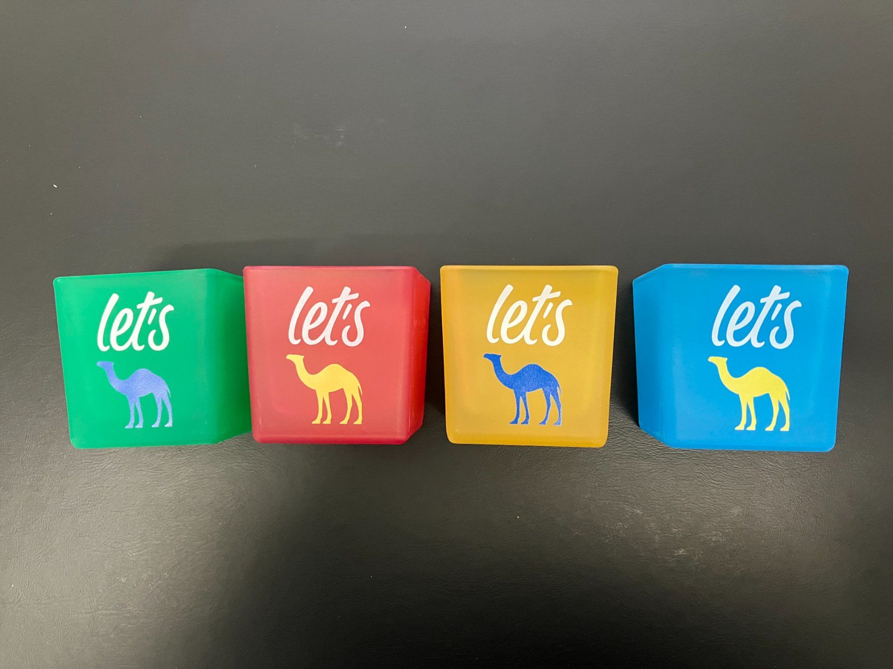 Bougeoirs: Camel Teelicht Gläser – Neuf avec emballage d'origine à Solothurn par Tomtom2910