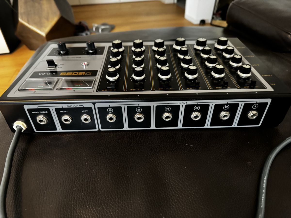 Boss Console di mixaggio: Boss KM-6A - Mixer - Top Zustand – Usato da Zürich venduto da 1cut2 5