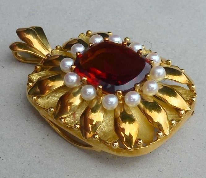 Spille & Fermagli: Top ++ Gold-Brosche mit roten Edelstein und kleinen Perlen – Usato da Walkringen venduto da Casablanca777 2