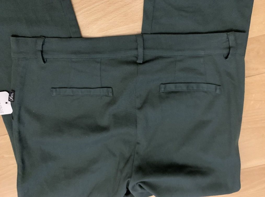 Pantaloni: Colora Damenhose, dunkelgrün – Nuovo (secondo la descrizione) da Nuglar venduto da bibabone 1