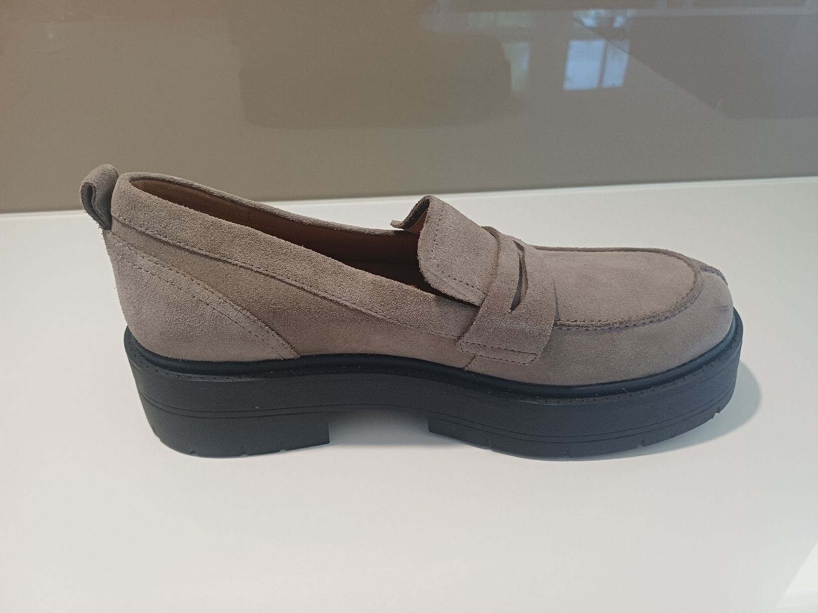 Geox Scarpe da donna: neue Geox Schuhe – Usato da Goldach venduto da Requiliz 1