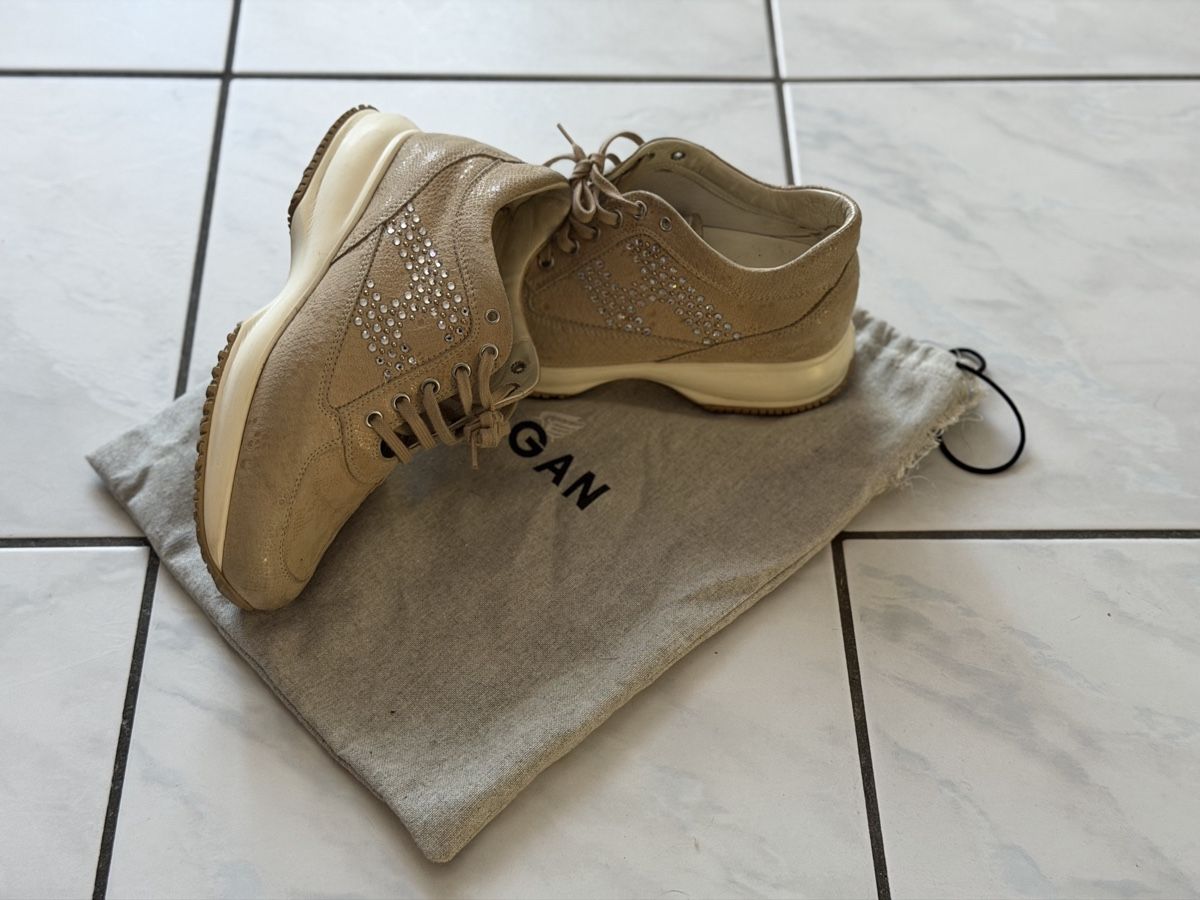 Hogan Chaussures femmes: Hogan Interactive donna beige con strass – ottimo stato – D'occasion à Origlio par sim_5ld6