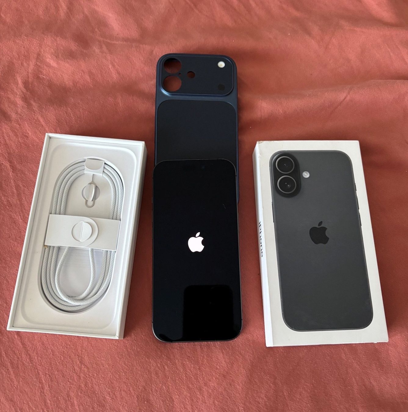 Apple Portables: iPhone 17 256GB – Neuf (Voir description) à Zürich par mat_g7g7