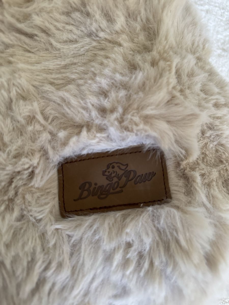 Niches, paniers: Hundebett Beige – Neuf avec emballage d'origine à Uster par iia_5rdv 1