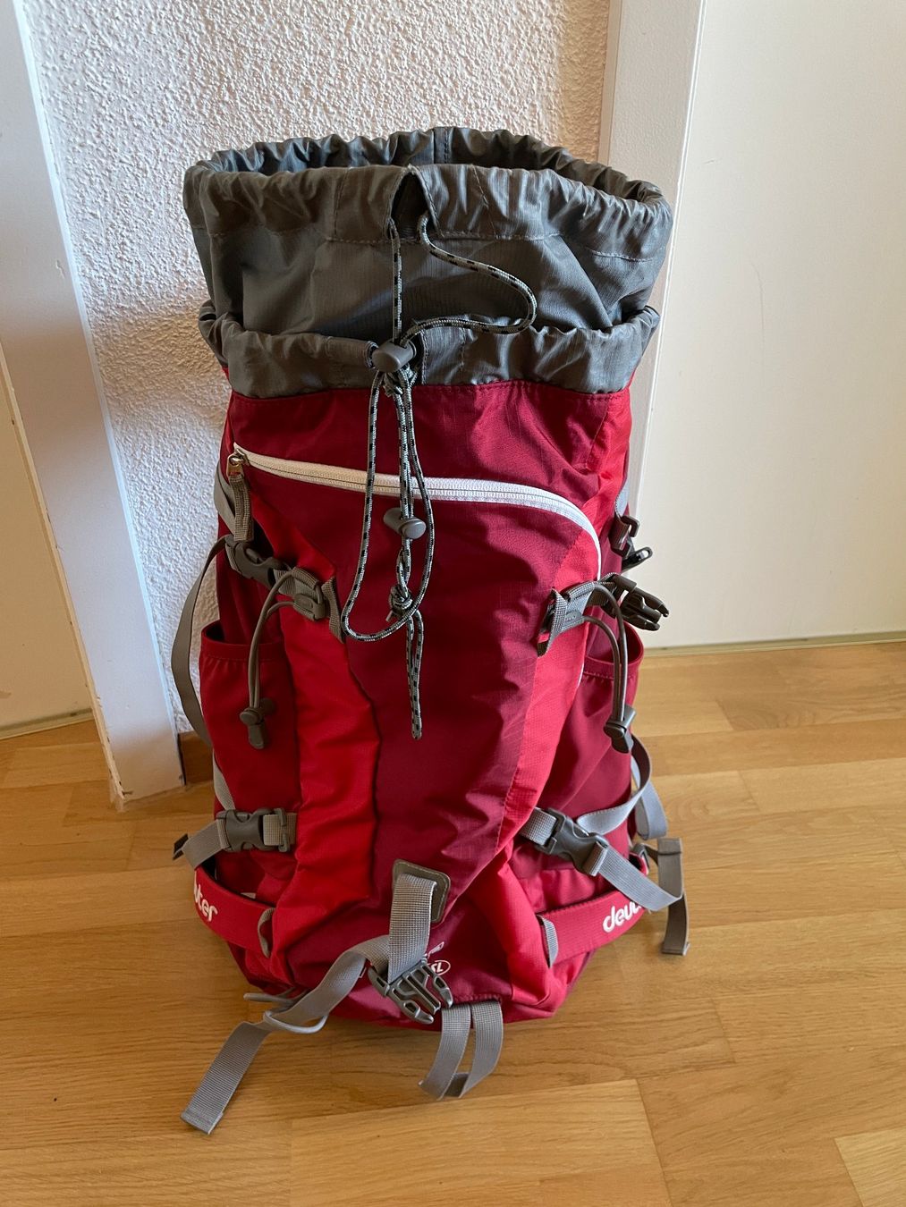 Deuter Zaini: Rucksack Deuter Cruise 28 SL – Usato da Bern venduto da ebl_tqk2 3