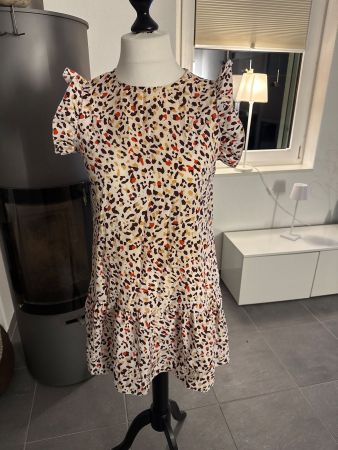 Sommerkleid Leopardenmuster Grösse M Volantkleid luftig